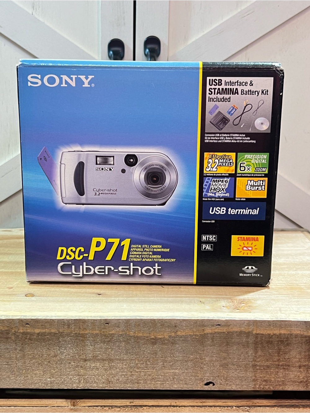 Sony Cyber-shot DSC-P71 3.2MP Compact Digital Camera w/ 128mb Memory Stick Works